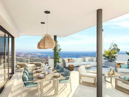 189m² apartment with 42m² terrace for sale in Estepona