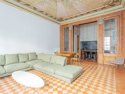 Квартира 235m², 8m² террасa на продажу в Борн, Барселона