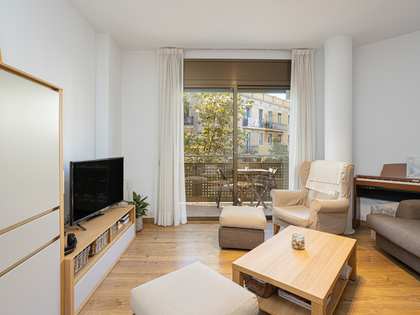 122m² apartment with 18m² terrace for sale in Eixample Right