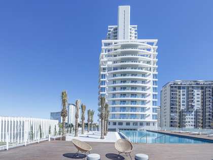 255m² penthouse with 103m² terrace for sale in Palacio de Congresos