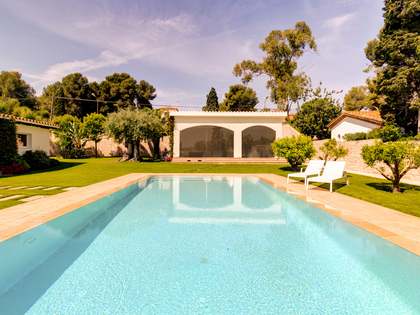 832m² house / villa for sale in Torredembarra, Costa Dorada