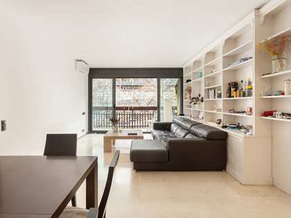 111m² apartment with 14m² terrace for rent in Les Corts