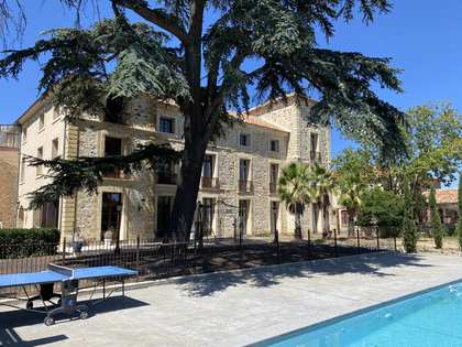 1,000m² castle / palace with 5,000m² garden for sale in South France