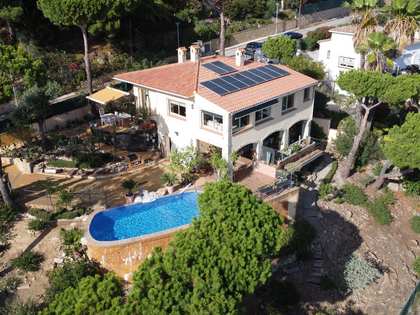 Casa / vila de 240m² à venda em Platja d'Aro, Costa Brava