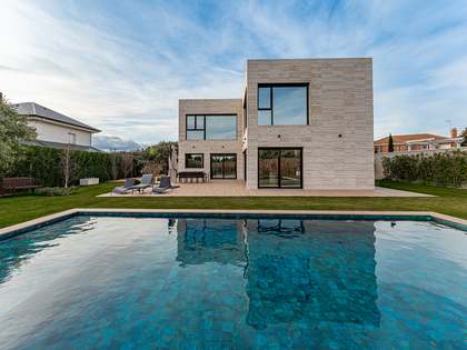 Casa / villa de 380m² en venta en Torrelodones, Madrid