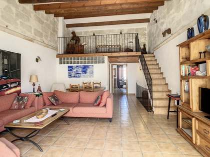 Casa / vil·la de 331m² en venda a Maó, Menorca