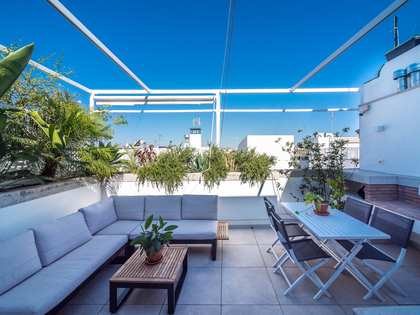 Дом / вилла 220m² на продажу в Севилья, Испания