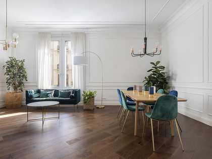 154m² apartment for sale in Eixample Right, Barcelona
