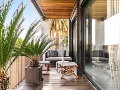 Casa de 240 m² con 30 m² de terraza en venta en Pedralbes