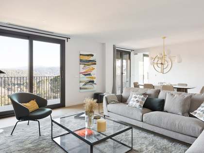 Appartamento di 180m² con 44m² terrazza in vendita a Sant Cugat