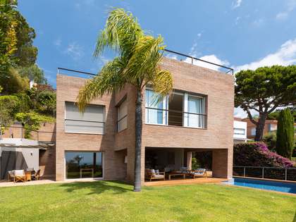 Дом / вилла 389m² на продажу в Тейя, Барселона