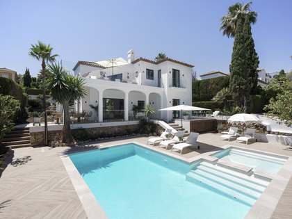 Casa / villa de 235m² en venta en Nueva Andalucía