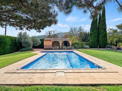 Загородный дом 797m² на продажу в Tarragona, Таррагона