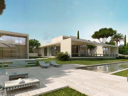 Huis / Villa van 716m&sup2; te koop met 240m&sup2; terras in Estepona