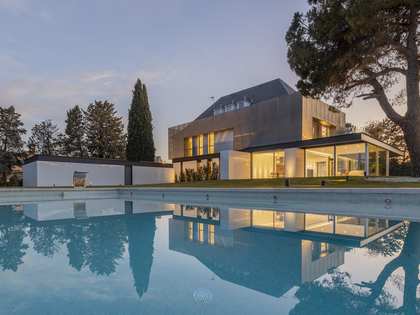 700m² hus/villa till salu i Pozuelo, Madrid