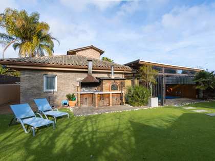 Casa / villa de 372m² en venta en Cabrera de Mar, Barcelona