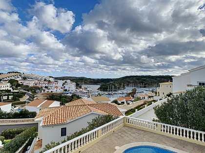 Casa / villa de 330m² en venta en Mercadal, Menorca