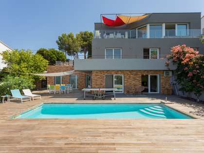 Villa van 270m² te koop in Sa Riera / Sa Tuna, Costa Brava