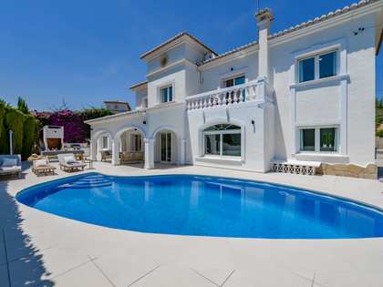 230m² hus/villa med 70m² terrass till salu i Benissa