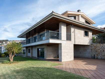 Дом / вилла 423m² на продажу в Pontevedra, Галисия