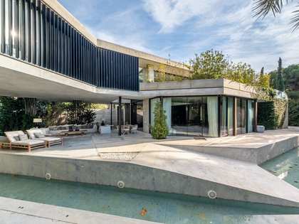 890m² house / villa for prime sale in El Campello, Alicante