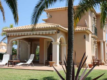 Maison / Villa de 129m² a vendre à Dénia avec 17m² terrasse
