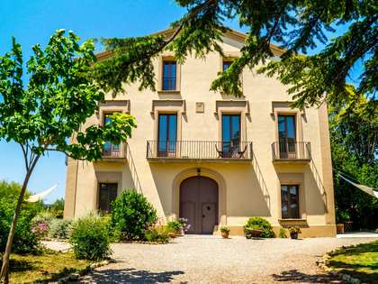 1,200m² country house for prime sale in Penedès, Barcelona