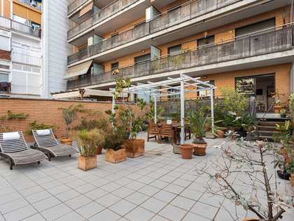 Appartement van 79m² te koop met 120m² terras in Eixample Rechts