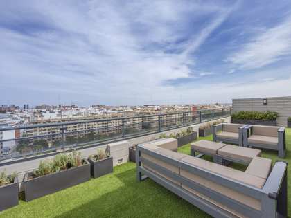 271m² penthouse with 118m² terrace for sale in Ciudad de las Ciencias
