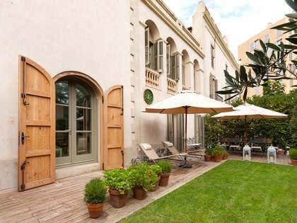 Casa / Vila de 293m&sup2; &agrave; venda em Sant Just, Barcelona