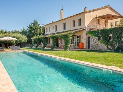 784m² country house for prime sale in Baix Empordà, Girona
