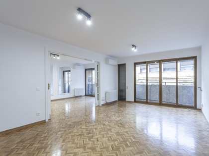 250m² lägenhet till uthyrning i El Pla del Remei, Valencia