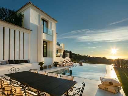 Huis / villa van 1,080m² te koop in Madroñal, Costa del Sol
