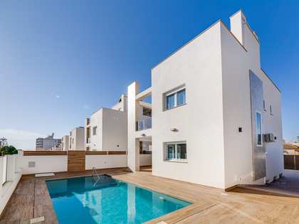 Casa / vil·la de 237m² en venda a Gran Alacant, Alicante