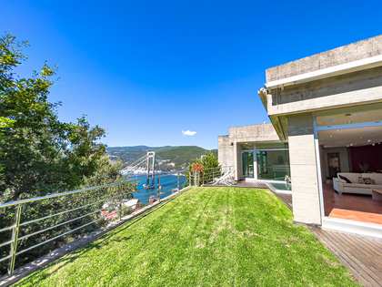 Huis / villa van 574m² te koop in Pontevedra, Galicia