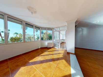210m² apartment for sale in East Málaga, Málaga
