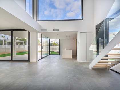 Дом / вилла 180m² на продажу в Bétera, Валенсия