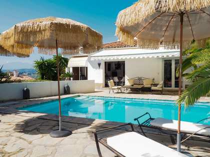 huis / villa van 416m² te koop met 859m² Tuin in Nueva Andalucía