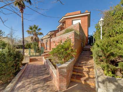 Дом / вилла 1,411m² на продажу в Tarragona, Таррагона