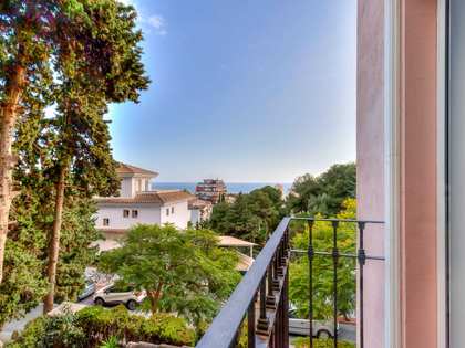 436m² haus / villa mit 83m² terrasse zum Verkauf in Goldene Meile