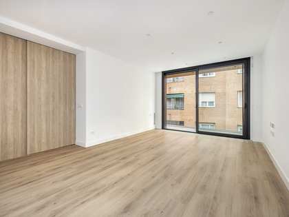 84m² apartment with 22m² terrace for rent in Sant Gervasi - Galvany