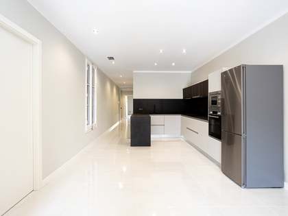 Appartamento di 118m² con 10m² terrazza in vendita a Eixample Sinistro