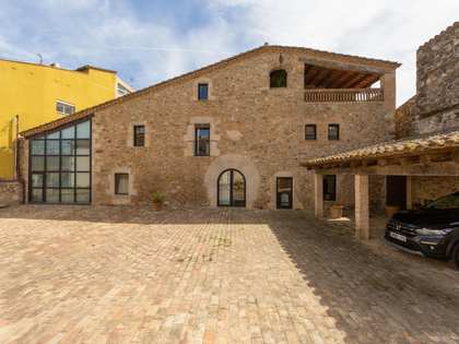 Casa / villa de 696m² en venta en El Gironés, Girona