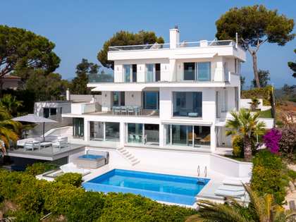 Villa van 450m² te koop in Blanes, Costa Brava