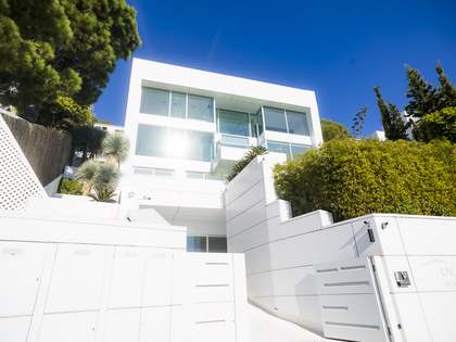 Casa / Vila de 429m&sup2; with 280m&sup2; terra&ccedil;o &agrave; venda em Levantina