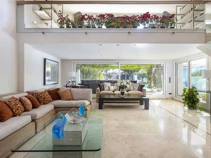 Villa van 670m² te koop met 446m² Tuin in Pedralbes