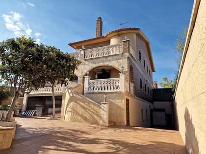 Maison / villa de 433m² a vendre à Vilanova i la Geltrú