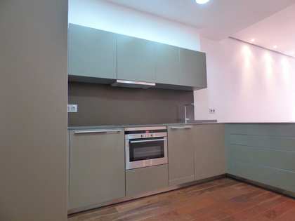 65m² apartment with 12m² terrace for rent in Sant Francesc