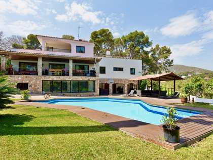 Huis / villa van 719m² te koop in Bellamar, Barcelona