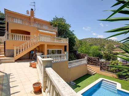 222m² house / villa for sale in Olivella, Barcelona